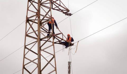 OSHEE njofton nderprerje te energjise: Ja zonat ne Tirane pa drita